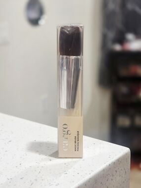 Cargo Cosmetics Magic Brush - Brown